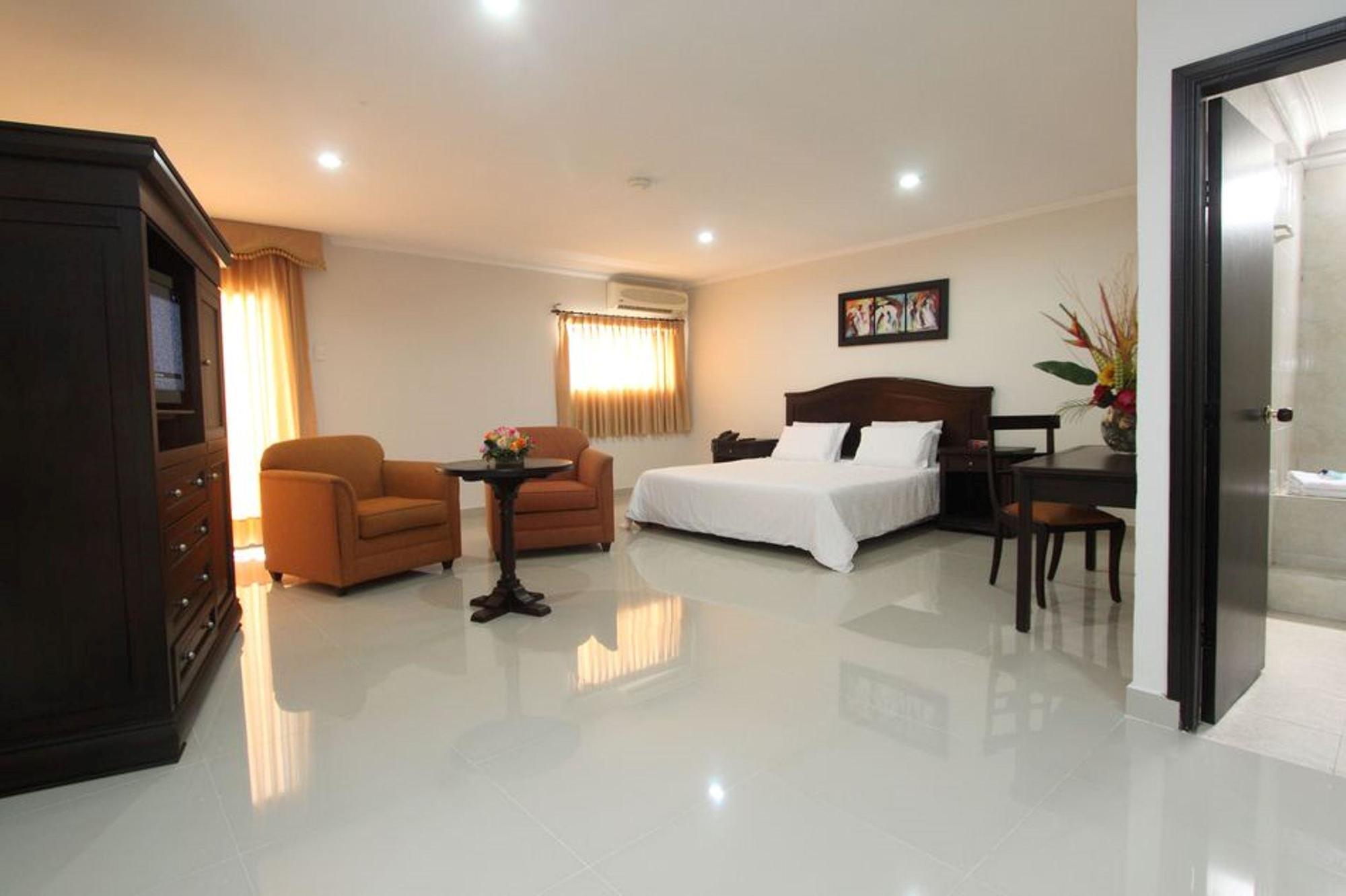 Hotel Puerta De Oro Μπαρρανκίγια Εξωτερικό φωτογραφία